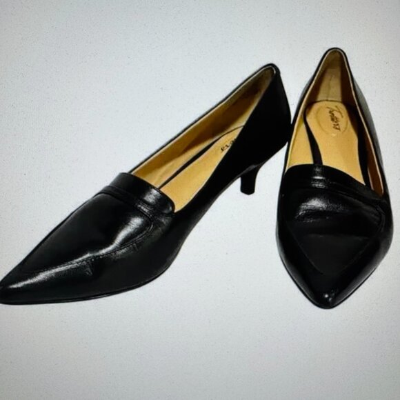 Trotters Black Leather kitten heels, 8.5W - Picture 2 of 6